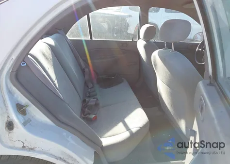 2000 Ford Escort из США, поврежденный, VIN 3FAFP13P3YR233571